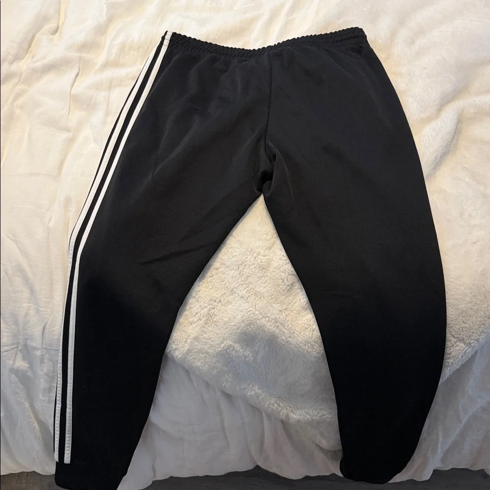 Adidas classic three stripes track pants jogger - Picture 4 of 4